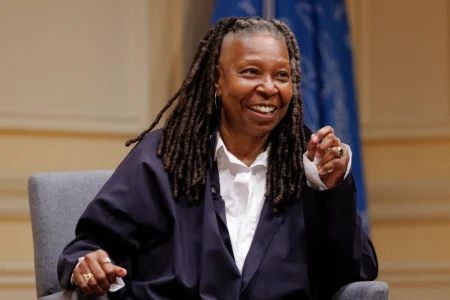 Whoopi Goldberg welcomes second great-grandchild, Lotus Dean Whoopi Goldberg welcomes second great-grandchild, Lotus Dean