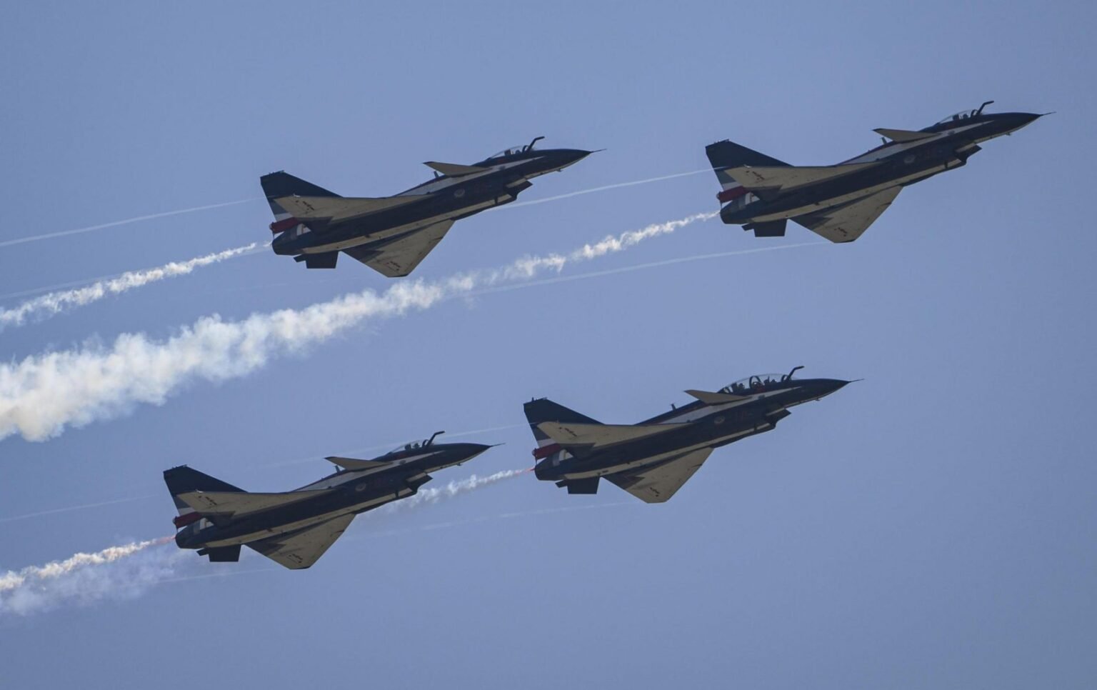 China tightens control over military information shared online