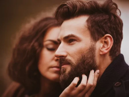 Doctor issues warning against kissing bearded men Heres why