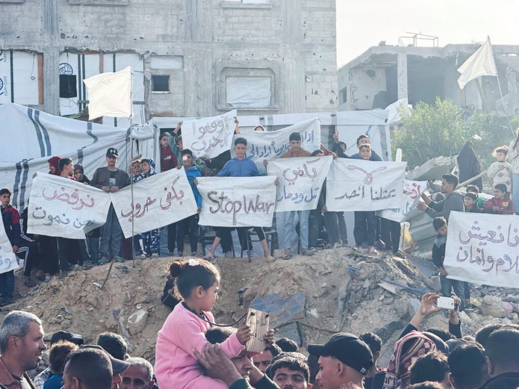 Gaza protest erupts: Residents chant "Hamas out!" amid war fatigue