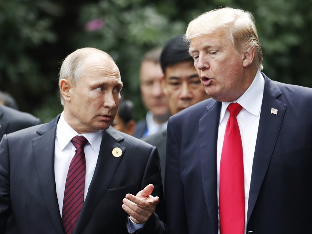 Trump urges Putin: "Stop shooting" and sign Ukraine peace deal