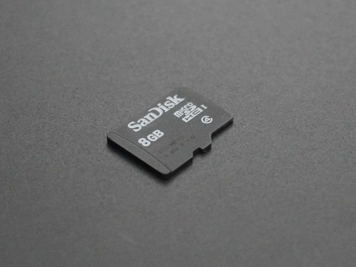 Teen hacks brother to death in Bungoma after quarrel over memory card MicroSD Memory Card