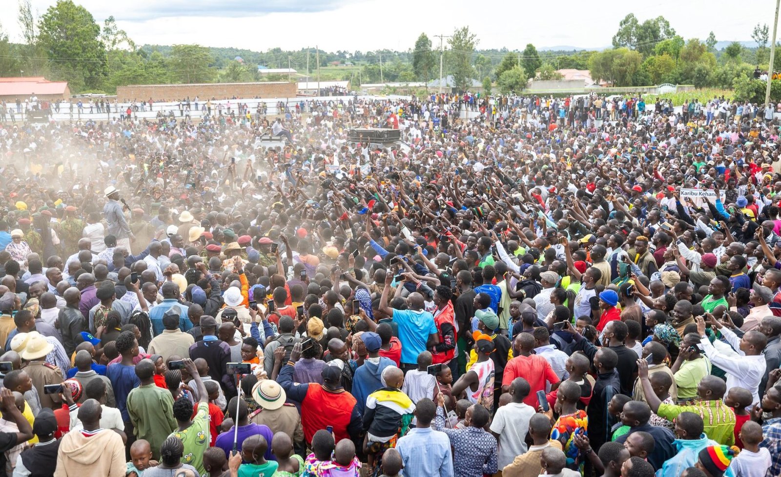 Shoe thrown at President Ruto in Migori: Three arrested as political motive probed