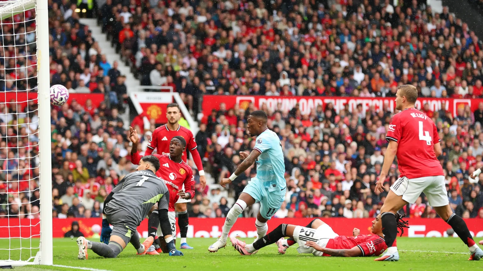 Bruno Fernandes’ 97th-minute penalty rescues Manchester United in 3-2 win over Burnley