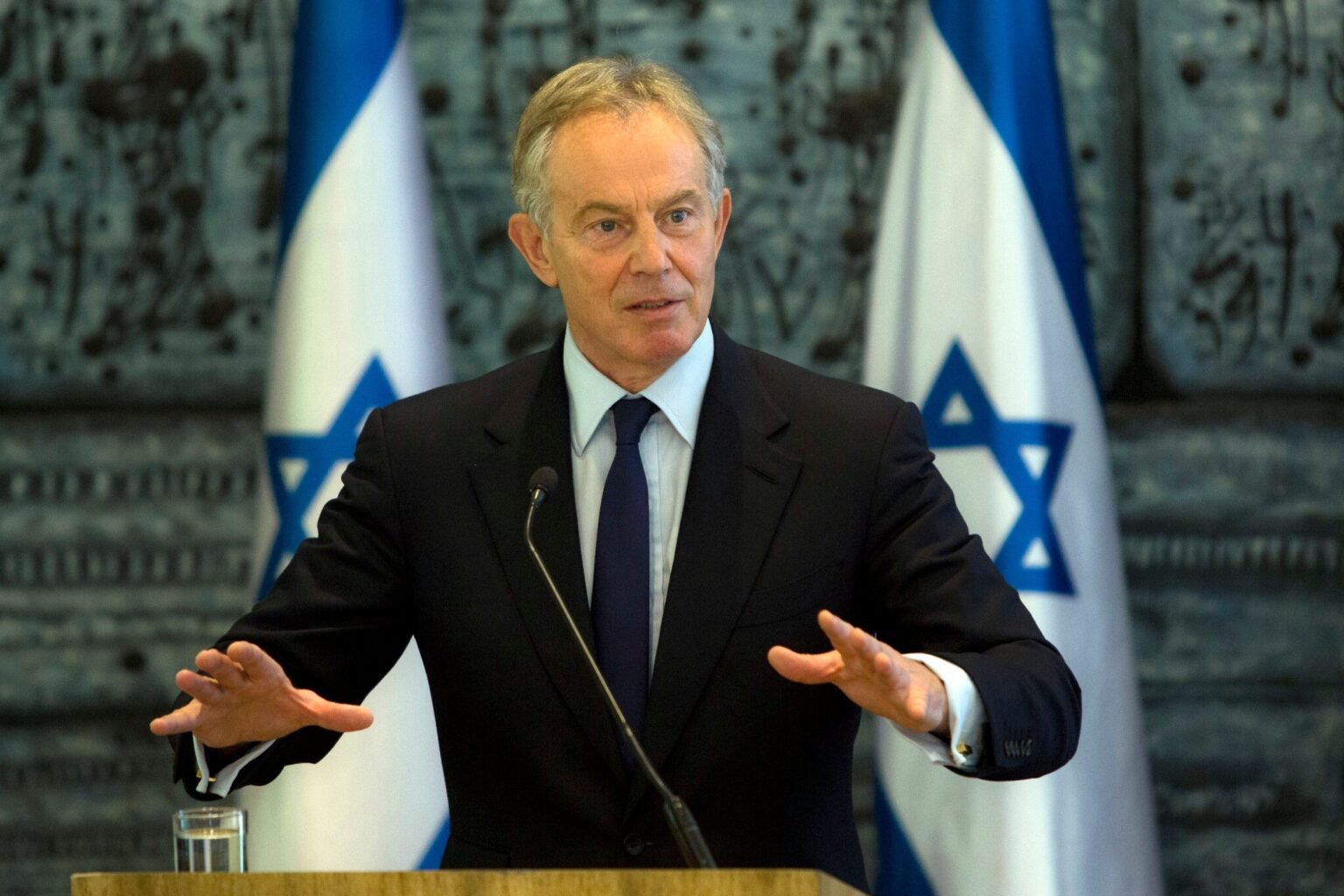Tony Blair joins Trump at White House talks on post-war Gaza plan