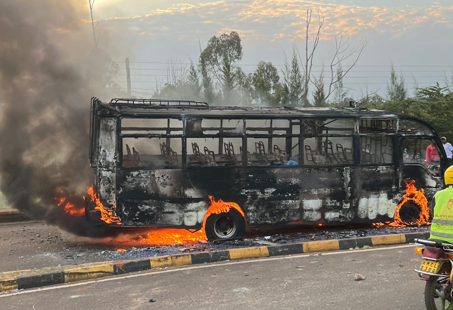 Boda boda riders torch Super Metro matatu after fatal accident on Thika Road Boda boda riders torch Super Metro matatu after fatal accident on Thika Road