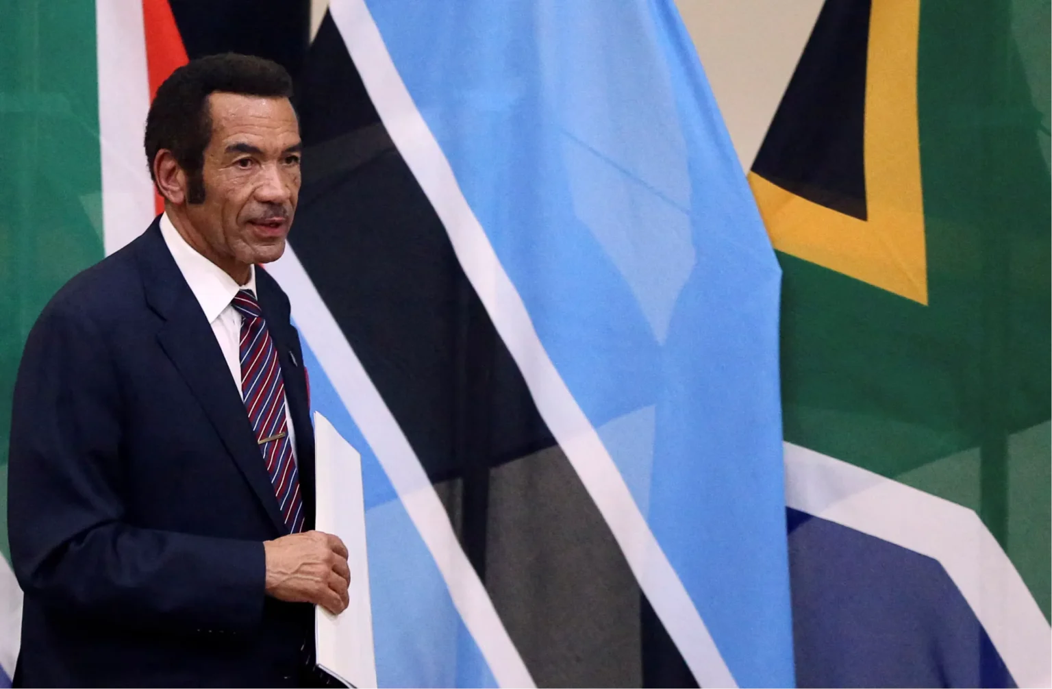 Ian Khama criticizes Samia Suluhu