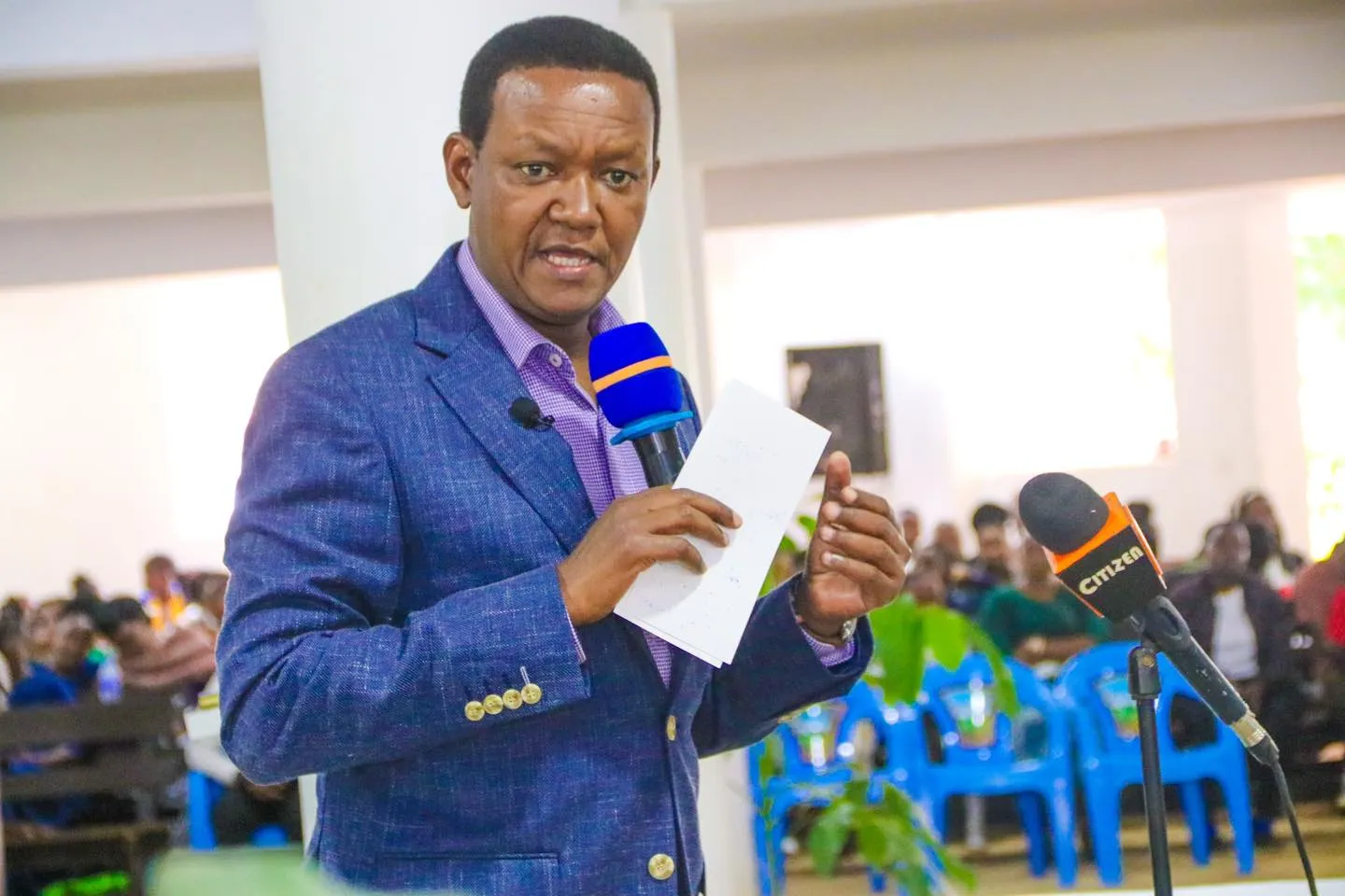 'One Term!' chants erupt as CS Mutua heckled delivering Ruto’s message in Makueni