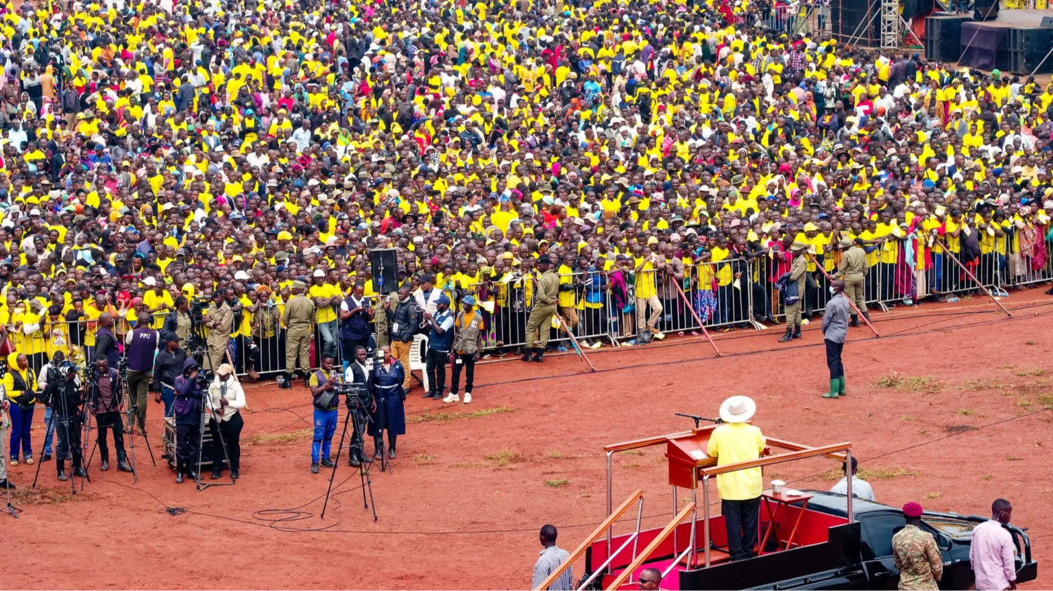 Museveni urges Kyankwanzi residents to prioritise jobs and wealth creation over politics