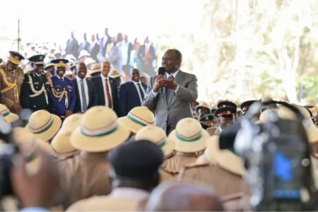 Ruto unveils plan to build 900 police stations in two years Ruto unveils plan to build 900 police stations in two years