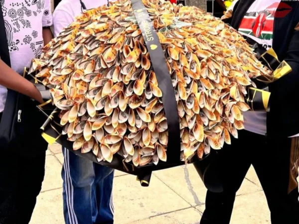 Central Bank of Kenya warns against banknote bouquets ahead of Valentine’s Day