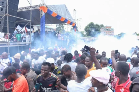 One injured after teargas incident at Edwin Sifuna’s Kakamega rally