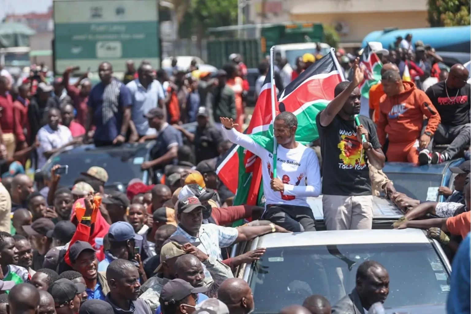 Teargas disrupts Edwin Sifuna's Linda Mwananchi rally in Kakamega