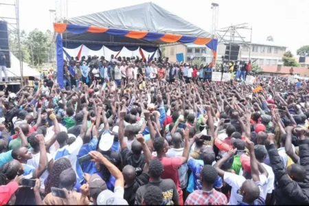 Thousands turn out for Linda Mwananchi rally in Kakamega despite disruptions