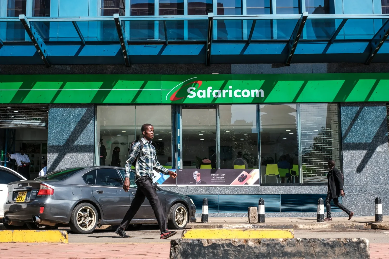 High Court extends status quo in Safaricom stake sale case pending key ruling High Court extends status quo in Safaricom stake sale case pending key ruling