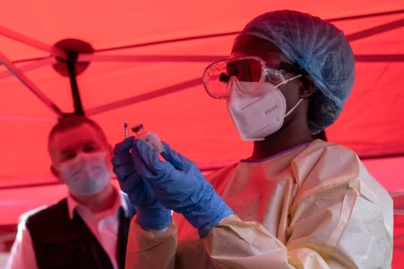 Ebola vaccine tested in Kenya