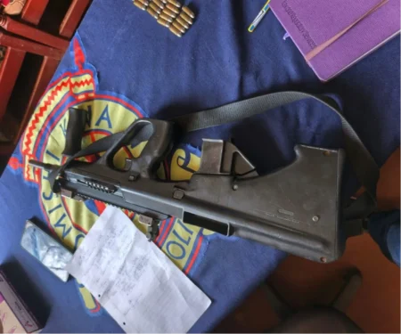 Suspect arrested hours after stealing police rifle in Kitale Suspect arrested hours after stealing police rifle in Kitale