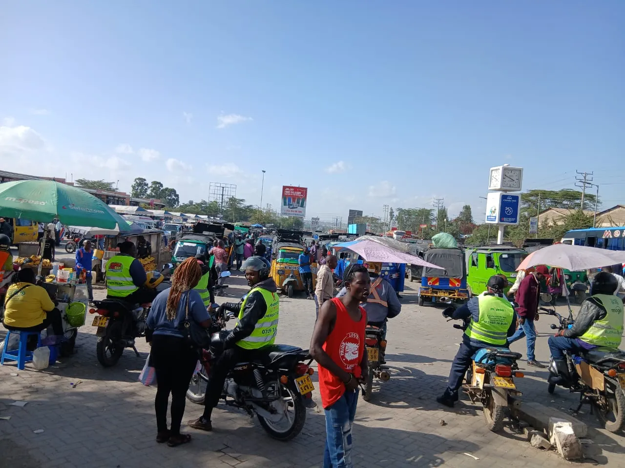 Transport resumes in Kitengela as matatu operators suspend fuel strike Transport resumes in Kitengela as matatu operators suspend fuel strike