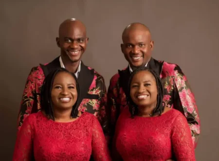 Twin brothers marry twin sisters in rare Nigerian double wedding