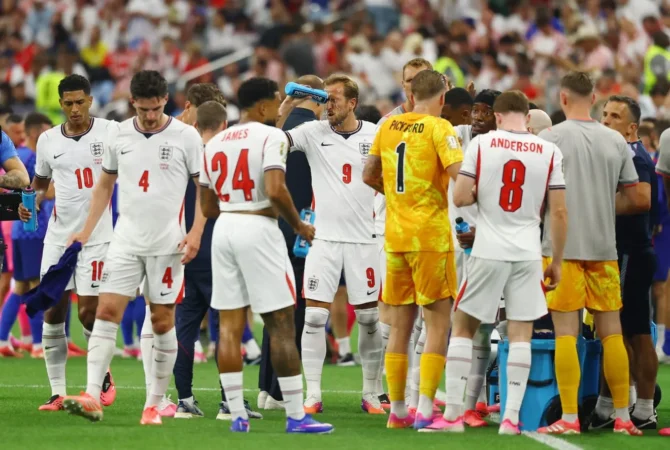 World Cup hydration breaks spark fan backlash as boos echo across stadiums World Cup hydration breaks spark fan backlash as boos echo across stadiums