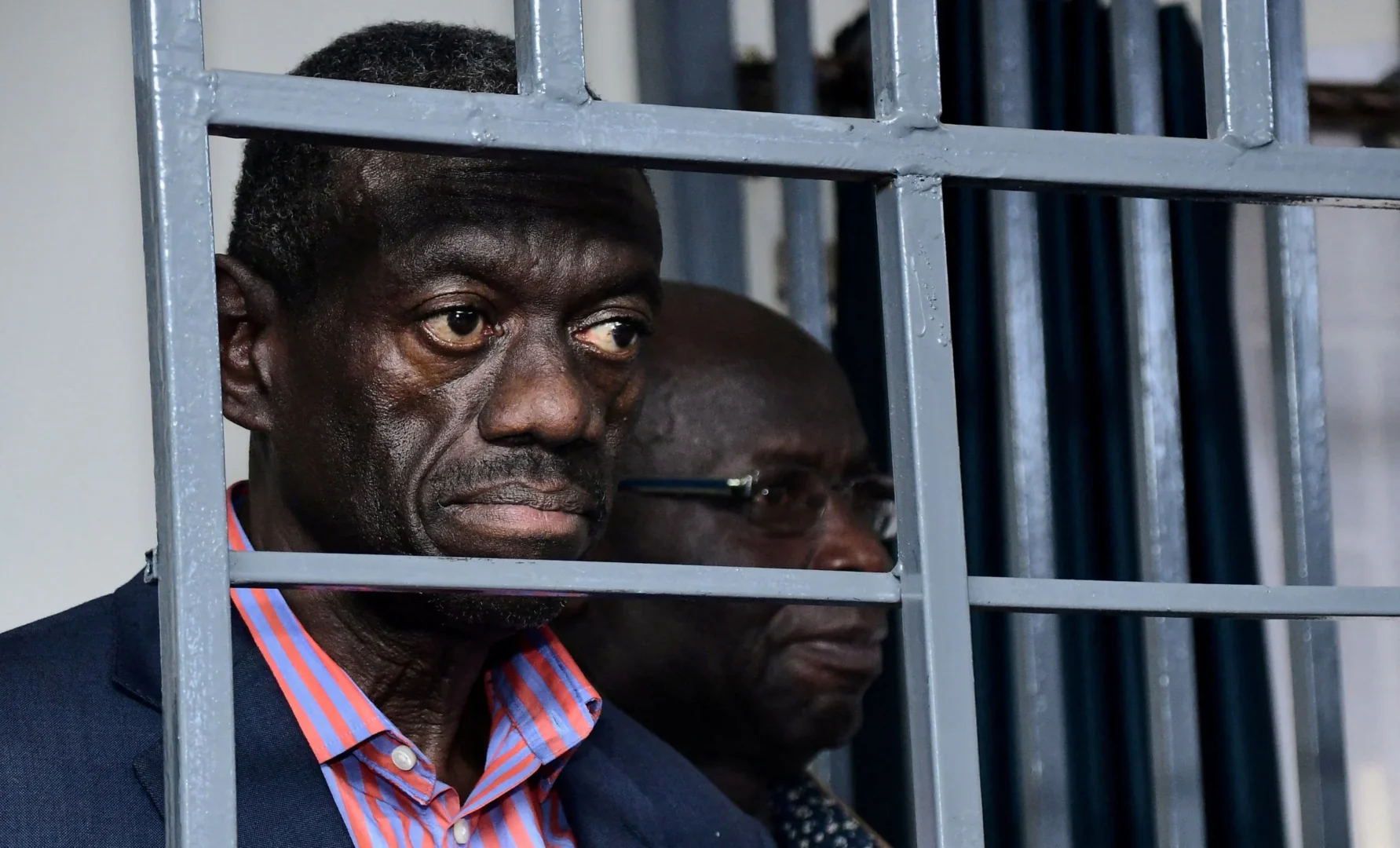 Besigye defies court over ‘forced’ state-appointed advocates in treason trial Besigye defies court over 'forced' state-appointed advocates in treason trial