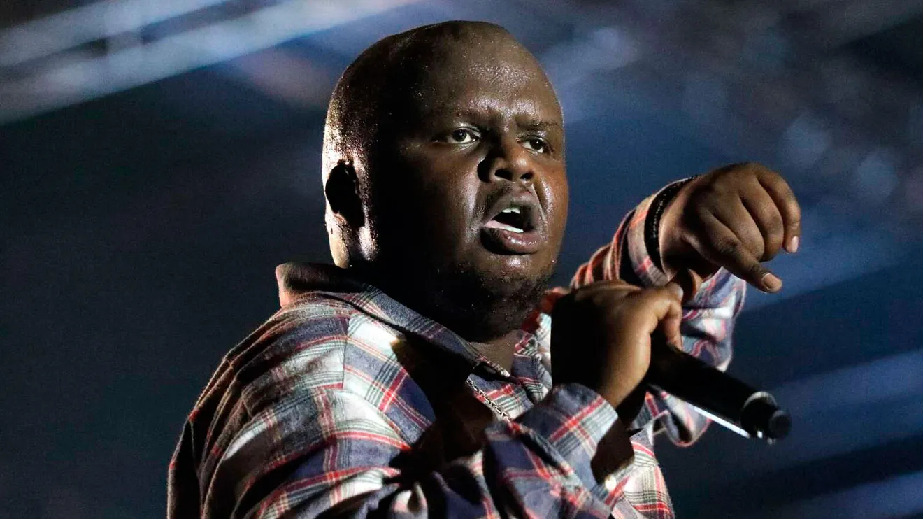 Mejja invites Kenyan hustlers to star in new ‘Mboka’ music video Mejja invites Kenyan hustlers to star in new ‘Mboka’ music video
