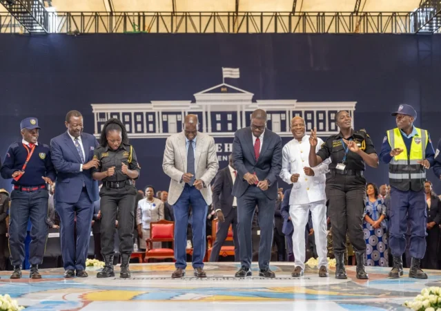 Ruto orders security firms to pay minimum wage, scrap ‘watchman’ title Ruto orders security firms to pay minimum wage, scrap 'watchman' title