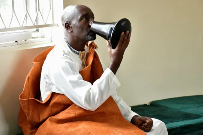 Uganda’s Tooro Kingdom crowns journalist as king amid succession dispute