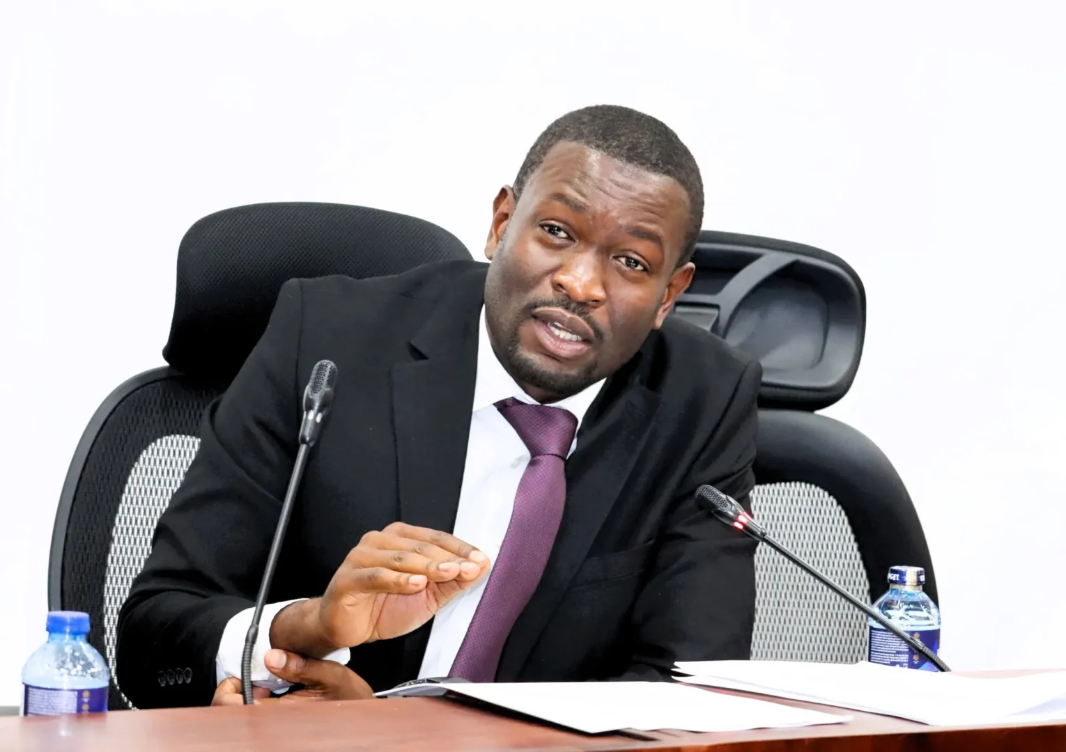 Sifuna warns Ruto’s ‘pack and go’ approach could hurt Kenya’s investment climate