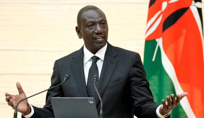 Ruto orders orders crackdown on foreigners operating small businesses