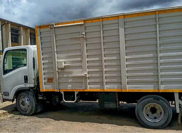 Police intercept vehicle carrying suspected counterfeit alcohol in Samburu