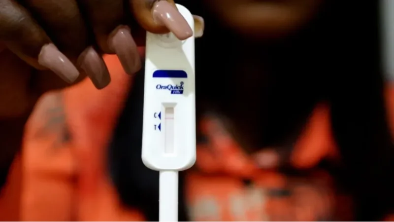 Uganda exports first locally made HIV self-test kits to Kenya Uganda exports first locally made HIV self-test kits to Kenya