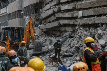 Eastleigh building collapse: Workers recount desperate escape as structure came down Eastleigh building collapse: Workers recount desperate escape as structure came down